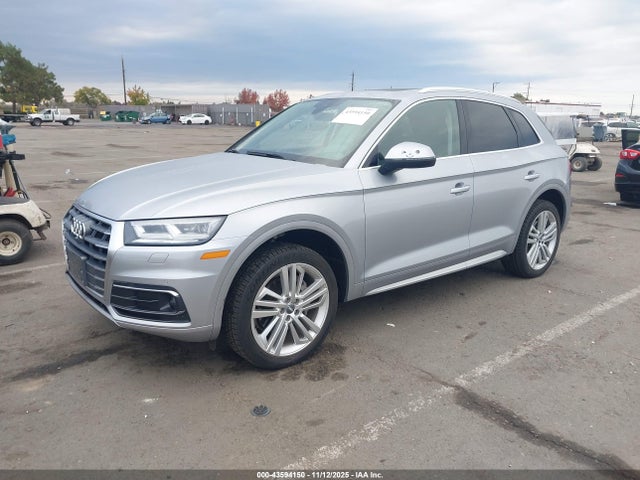 2018 AUDI Q5 WA1CNAFYXJ2079775 Photo 1