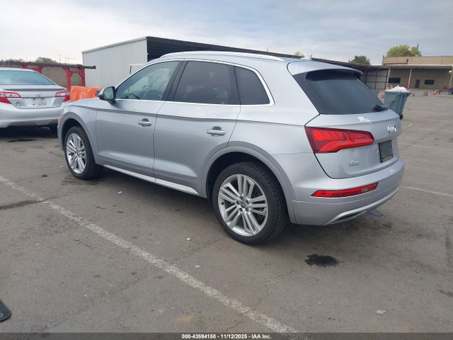2018 AUDI Q5 WA1CNAFYXJ2079775 Photo 2