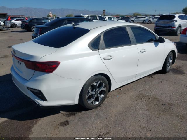 2021 KIA FORTE 3KPF24AD2ME288839 Photo 3