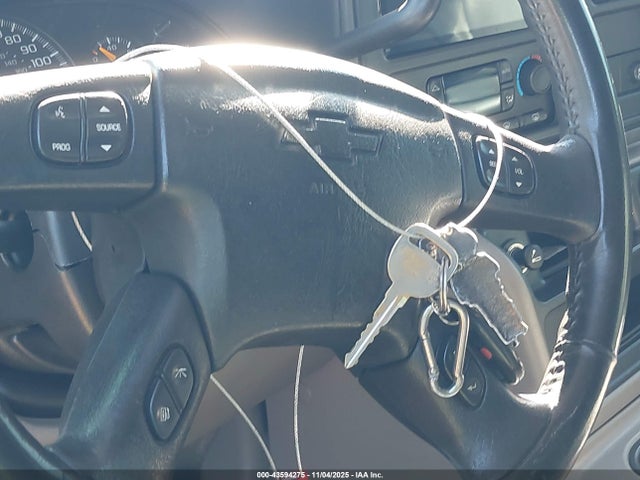 43594275 :رقم المزاد ، 3GNEC16Z15G242069 vin ، 2005 Chevrolet Suburban 1500 Lt مزاد بيع