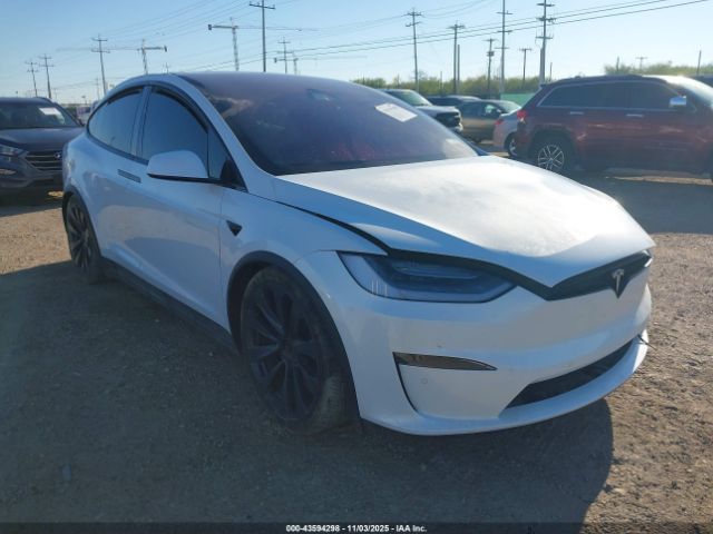 2022 TESLA MODEL X 7SAXCBE61NF337352