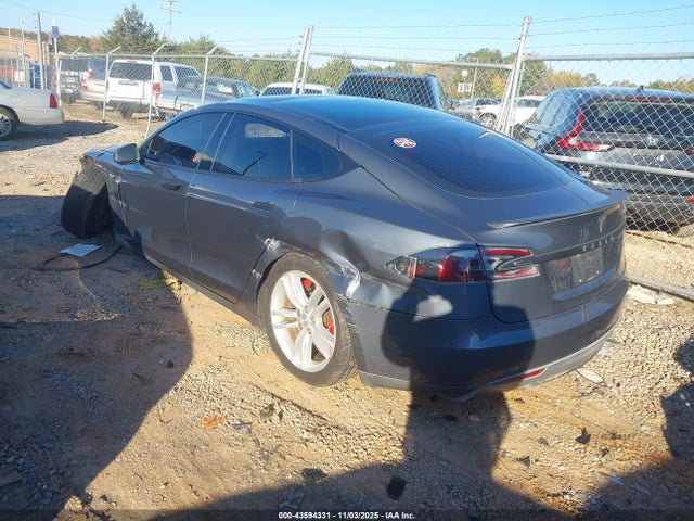 2013 TESLA MODEL S 5YJSA1CP0DFP11693 Photo 2