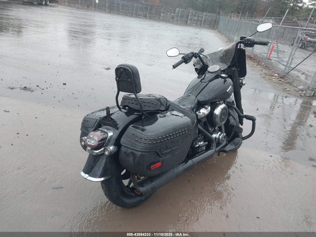 2025 HARLEY-DAVIDSON FLHC 1HD1YA91XSB014542 Photo 3
