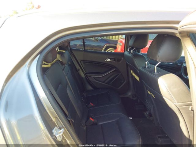 2018 MERCEDES-BENZ GLA 250 WDCTG4GB8JJ448645 Photo 7