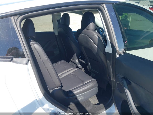 2022 TESLA MODEL Y 7SAYGAEE0NF536449 Photo 7