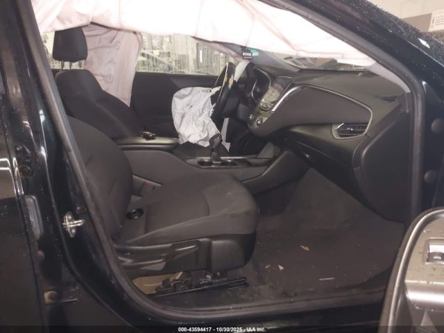 2022 CHEVROLET MALIBU 1G1ZD5STXNF124161 Photo 4