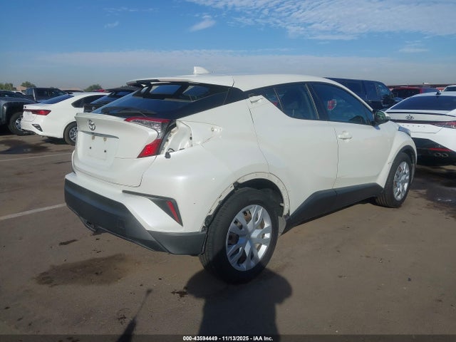 Toyota C-HR LE 2019 JTNKHMBX9K1033249 Image 4