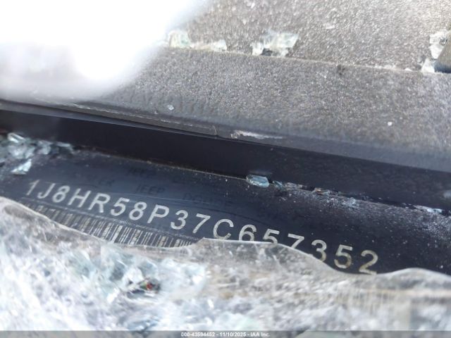 2007 JEEP GRAND CHEROKEE 1J8HR58P37C657352 Photo 8