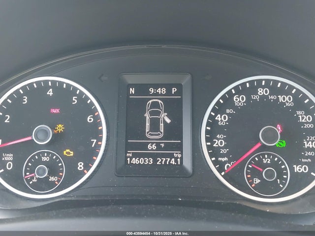 WVGAV7AX5FW020143 Volkswagen TIGUAN SE