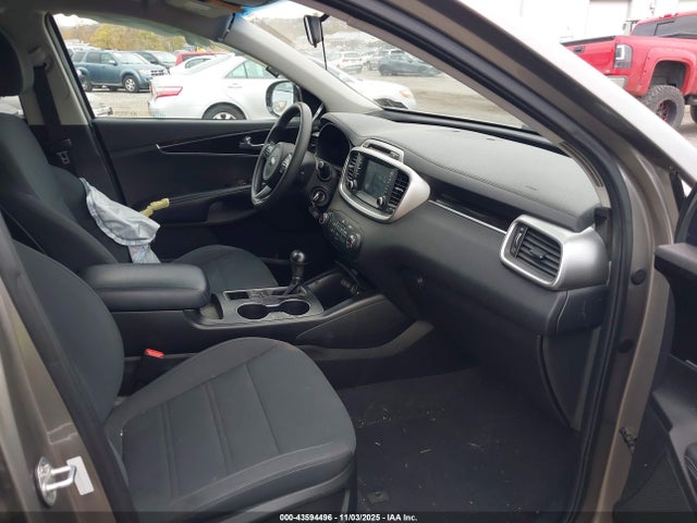 2018 KIA SORENTO 5XYPGDA33JG411656 Photo 4