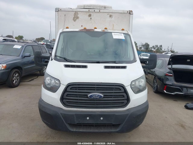 43594556 :رقم المزاد ، 1FDBF6ZM3GKA18681 vin ، 2016 Ford Transit-350 Cab مزاد بيع