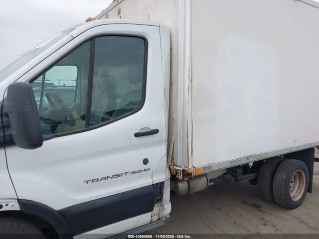 43594556 :رقم المزاد ، 1FDBF6ZM3GKA18681 vin ، 2016 Ford Transit-350 Cab مزاد بيع