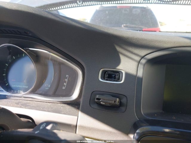 2014 VOLVO S60 YV1612FS0E1290120 Photo 10