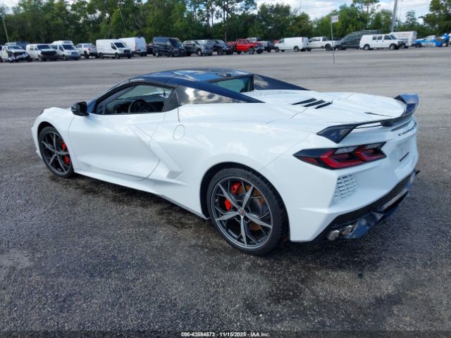 2021 CHEVROLET CORVETTE STINGRAY 1G1YC3D42M5117492 Photo 2