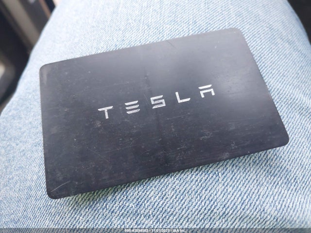 2023 TESLA MODEL Y 7SAYGDEE9PA177555 Photo 10