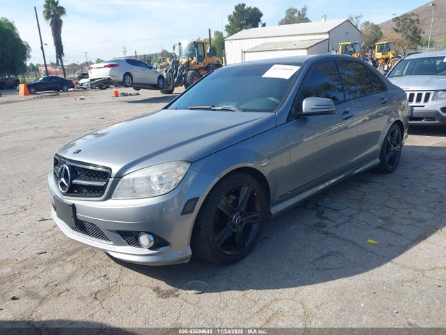 43594640 :رقم المزاد ، WDDGF8BB5AF416317 vin ، 2010 Mercedes-benz C 300 Luxury 4matic/sport 4matic مزاد بيع