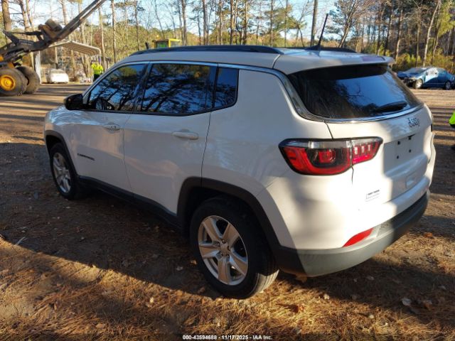 2022 JEEP COMPASS 3C4NJCBB1NT138501 Photo 2