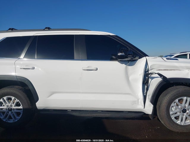 Toyota Sequoia Sr5 2025 7SVAAABA6SX072253 Image 13