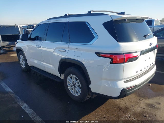 Toyota Sequoia Sr5 2025 7SVAAABA6SX072253 Image 3