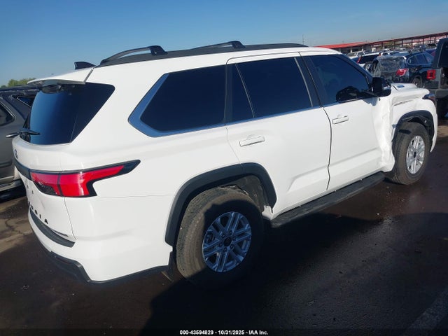Toyota Sequoia Sr5 2025 7SVAAABA6SX072253 Image 4