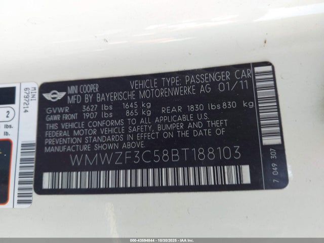2011 MINI COOPER CLUBMAN WMWZF3C58BT188103 Photo 8