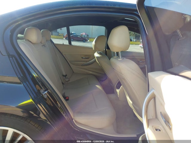 Продаж на аукціоні авто 2014 Bmw 320i, vin: WBA3B1G50ENS78371, номер лоту: 43594904