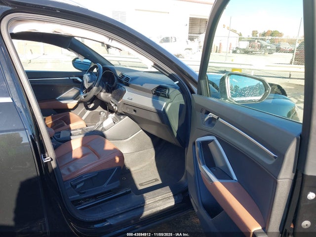 2020 AUDI Q3 WA1AECF31L1001594 Photo 4