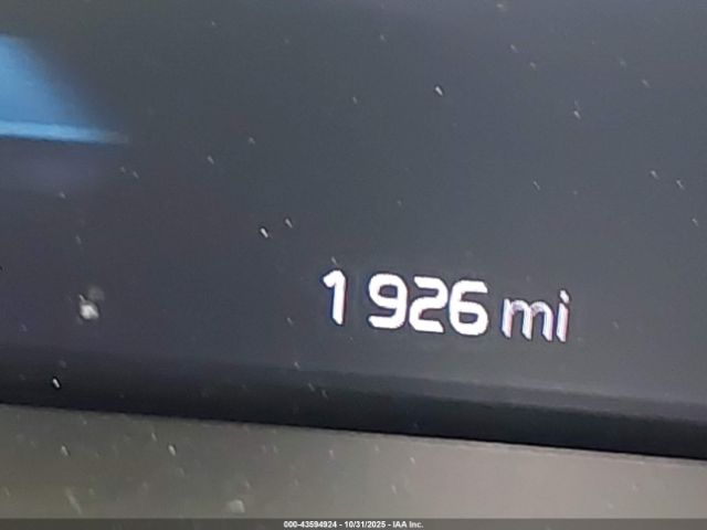 2025 VOLVO XC60 PLUG-IN HYBRID YV4H60RCXS1049604 Photo 6