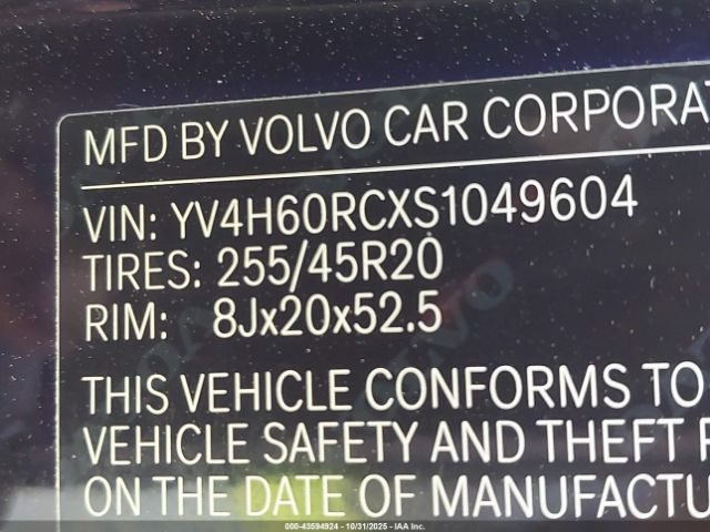 2025 VOLVO XC60 PLUG-IN HYBRID YV4H60RCXS1049604 Photo 8