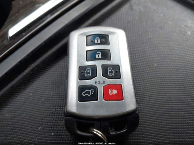 2015 TOYOTA SIENNA 5TDDK3DC6FS117993 Photo 10