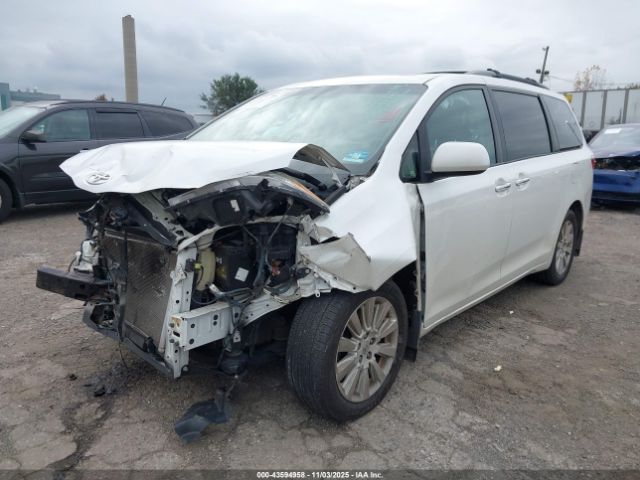2015 TOYOTA SIENNA 5TDDK3DC6FS117993 Photo 1