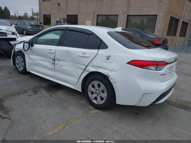 Toyota Corolla Hybrid Le 2022 JTDEAMDE0N3007004 Image 3
