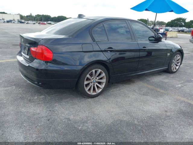 2011 BMW 328I WBAPK5G58BNN29996 Photo 3