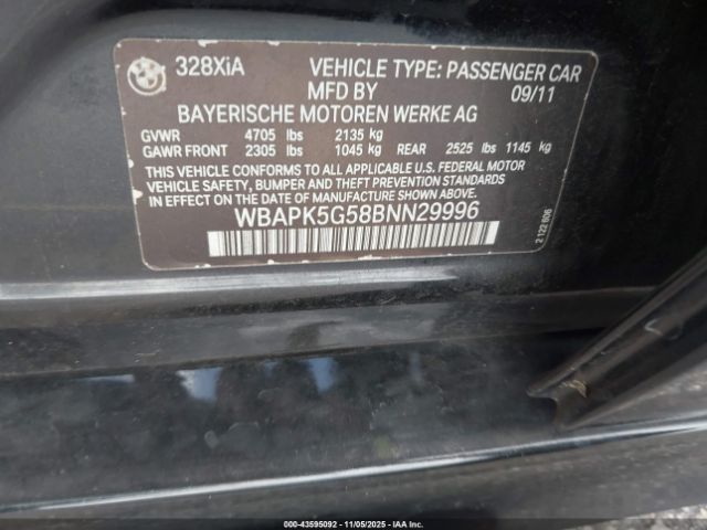 2011 BMW 328I WBAPK5G58BNN29996 Photo 8