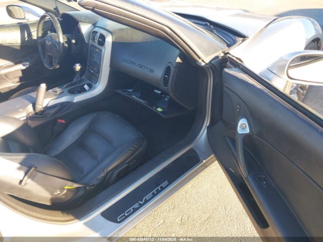 2005 CHEVROLET CORVETTE 1G1YY24U555122571 Photo 4