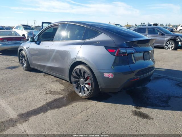 2023 TESLA MODEL Y 7SAYGDEF3PF864400 Photo 2