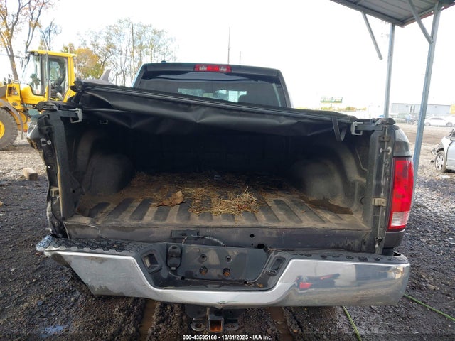 43595168 :رقم المزاد ، 1C6RR7FT4HS580318 vin ، 2017 Ram 1500 Tradesman  4x4 6'4 Box مزاد بيع