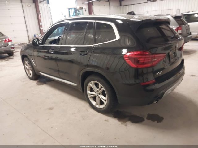 2021 BMW X3 5UXTY5C07M9E32778 Photo 2