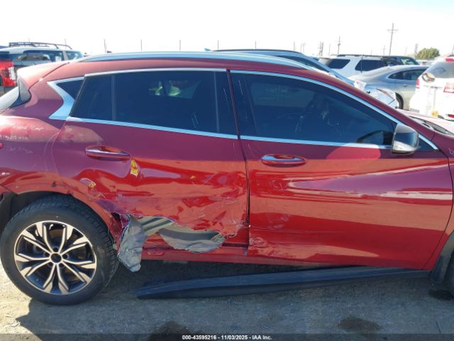 2017 INFINITI QX30 SJKCH5CR4HA025807 Photo 5