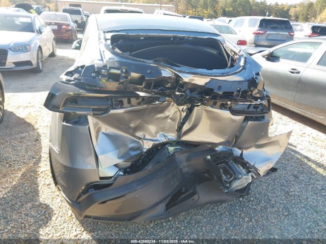 2026 TESLA MODEL Y 7SAYGDEE6TA490718 Photo 5