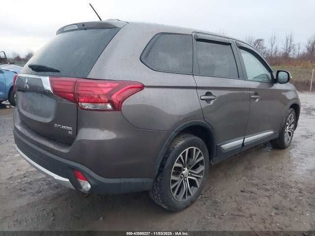 2016 MITSUBISHI OUTLANDER JA4AZ3A3XGZ017392 Photo 3