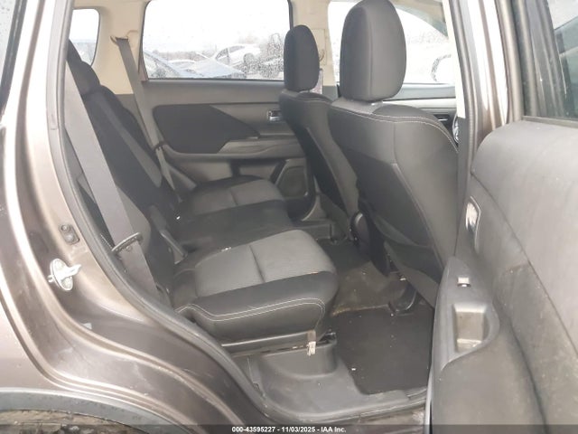 2016 MITSUBISHI OUTLANDER JA4AZ3A3XGZ017392 Photo 7