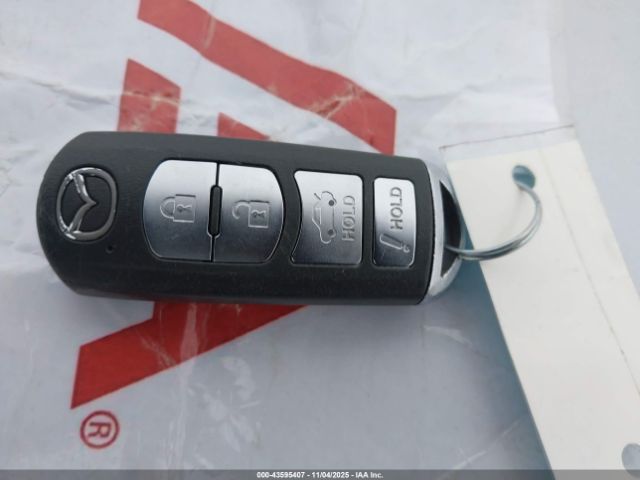 2018 MAZDA MAZDA6 JM1GL1UM5J1320340 Photo 10