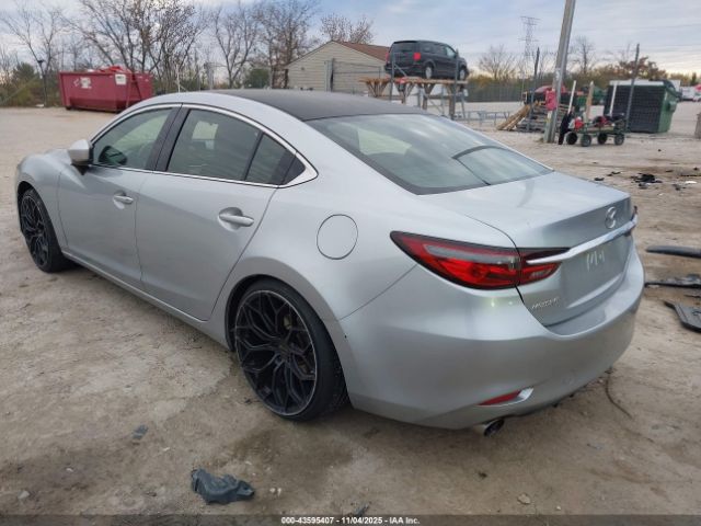 2018 MAZDA MAZDA6 JM1GL1UM5J1320340 Photo 2