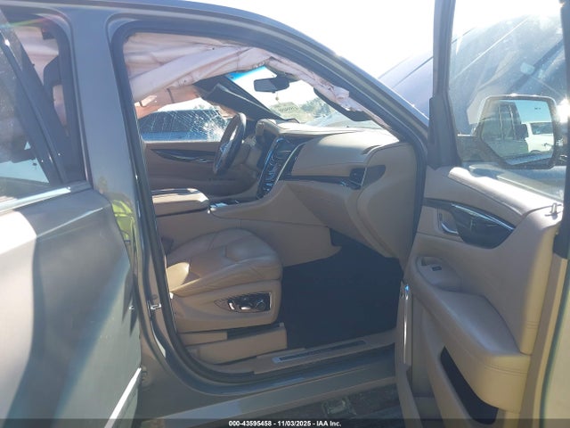 2018 CADILLAC ESCALADE ESV 1GYS3KKJXJR215135 Photo 4