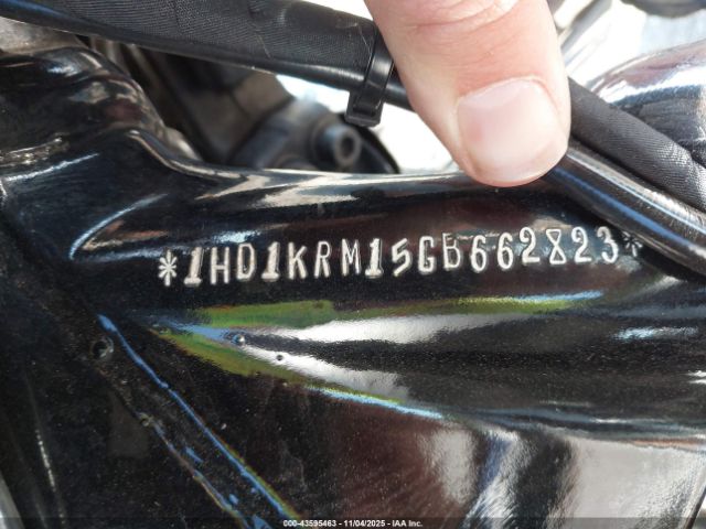 2016 HARLEY-DAVIDSON FLHXS 1HD1KRM15GB662823 Photo 9