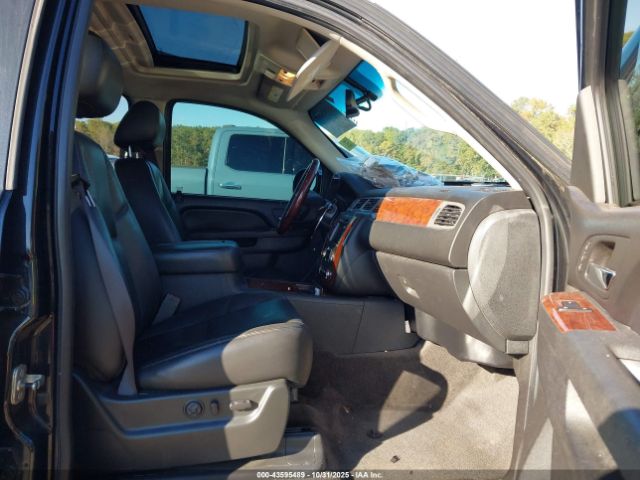 2011 CHEVROLET TAHOE 1GNSCCE04BR299119 Photo 4