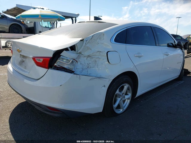 2017 CHEVROLET MALIBU 1G1ZB5ST5HF168661 Photo 3