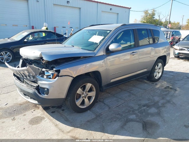 2016 Jeep Compass Latitude მანქანა იყიდება აუქციონზე, vin: 1C4NJCEAXGD536186, აუქციონის ნომერი: 43595569