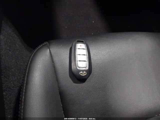 43595612 :رقم المزاد ، JN1EV7AP8LM207957 vin ، 2020 Infiniti Q50 Luxe مزاد بيع